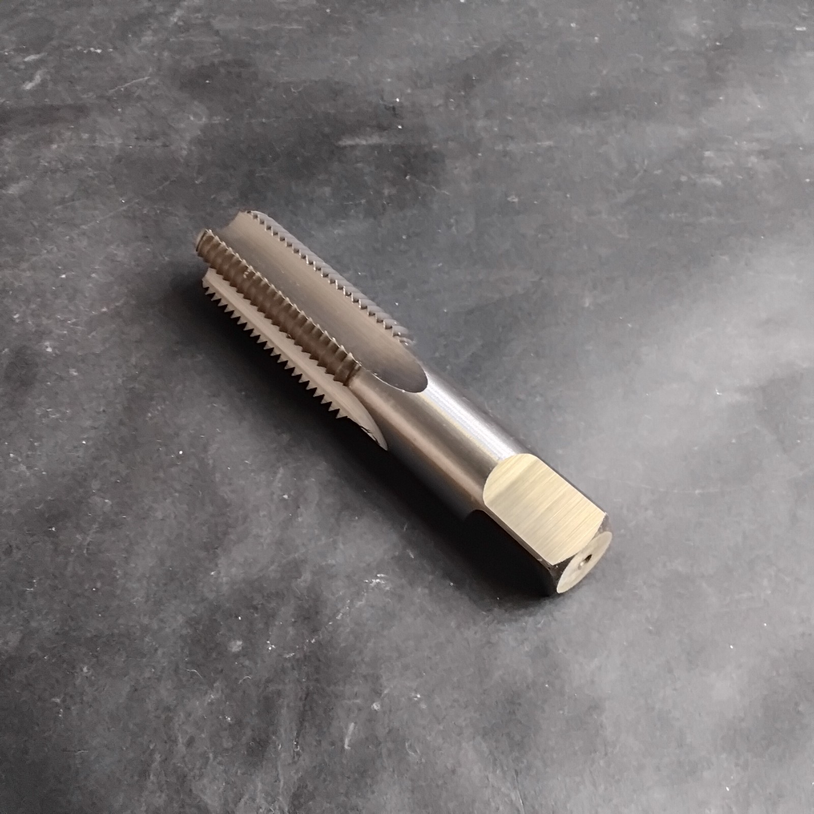 Used UNBRANDED M27X3 HSS HAND TAPS ($20 OBO)