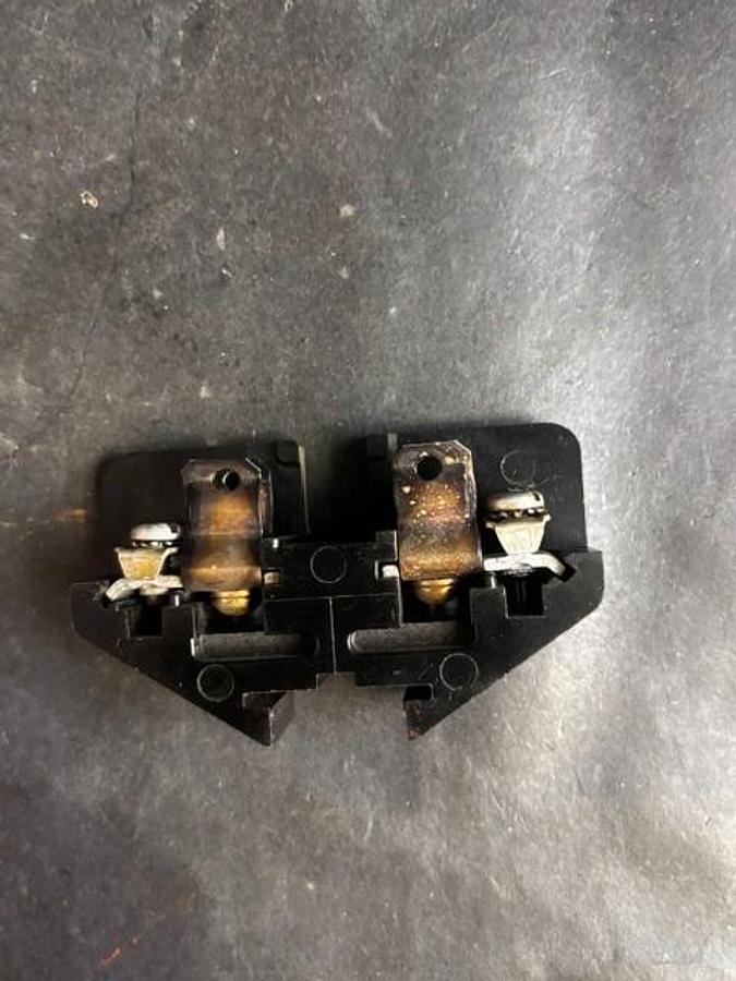 Used SQUARE D 1828-B14 FUSE HOLDER ($11 OBO)