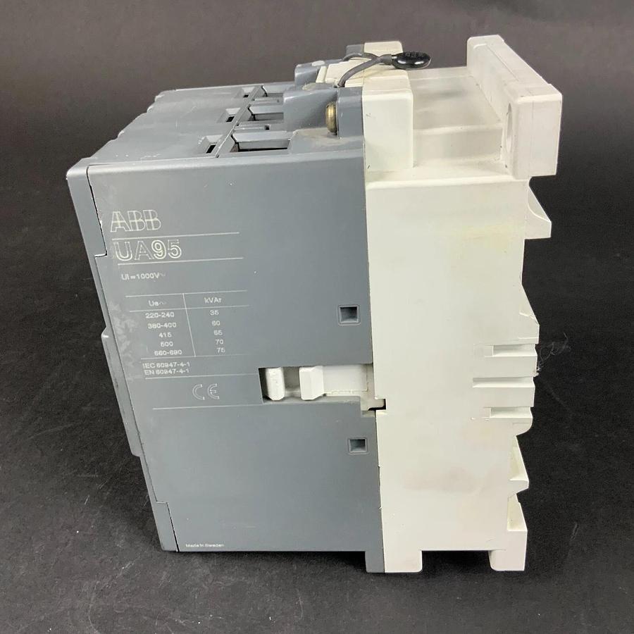 Used ABB UA95-30 CIRCUIT BREAKER ($105 OBO)
