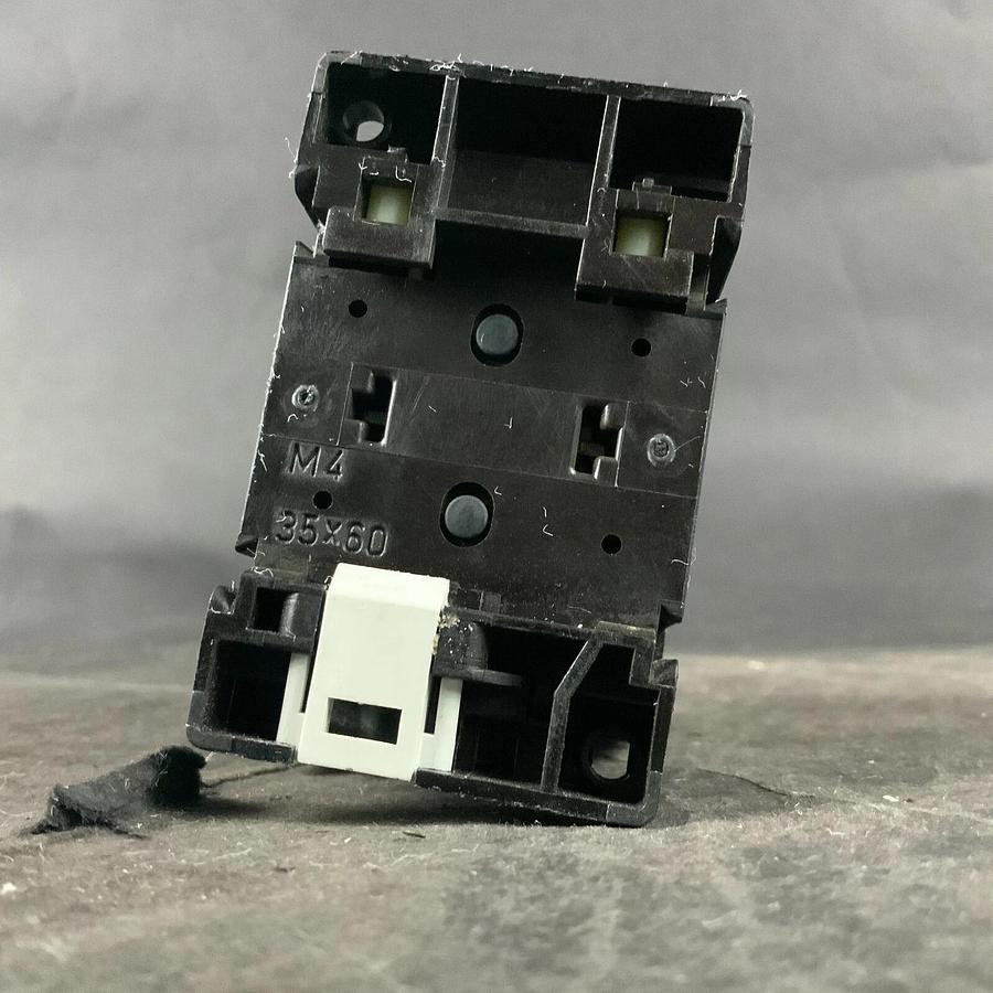 Used KLOCKNER MOELLER DIL00M-10 CONTACTOR ($40 OBO)