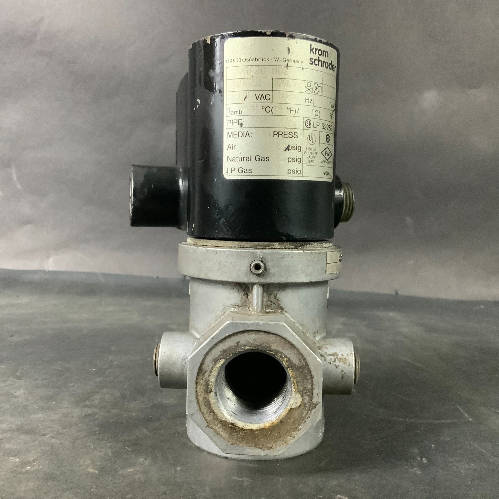 Used KROM SCHRODER VG20N02 GAS VALVE ($100 OBO)
