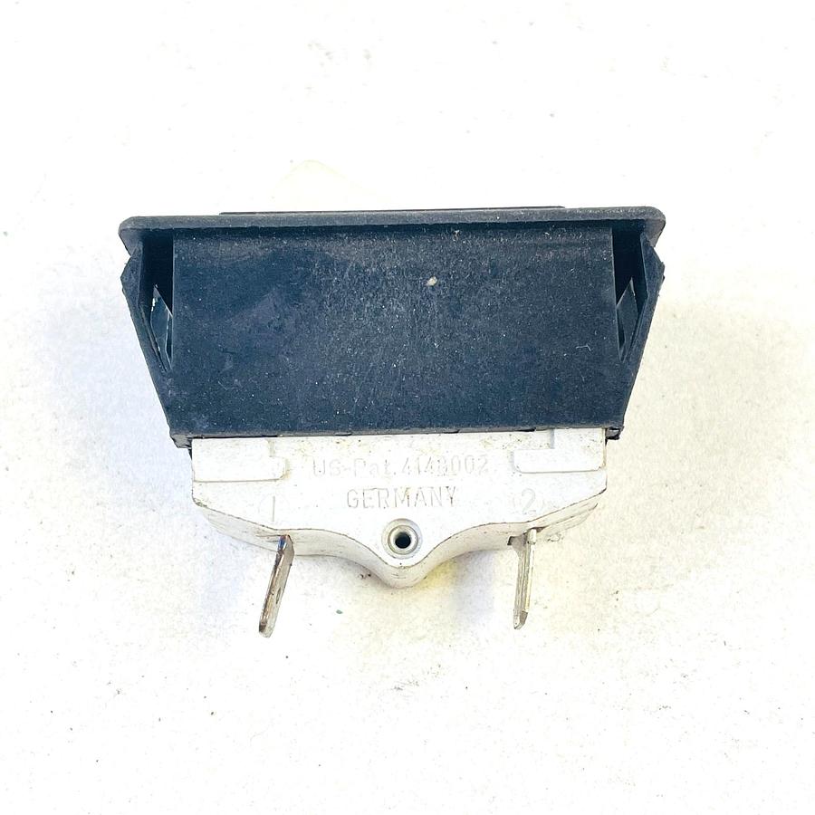 Used E-T-A 110-P10 F30-WS02K 3A 250VAC THERMAL CIRCUIT BREAKER SWITCH ROCKER