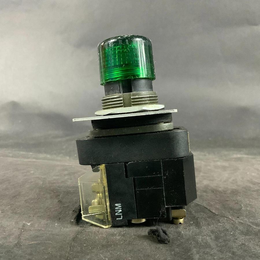 Used ALLEN BRADLEY 800T-PA16 PUSH BUTTON ($15 OBO)