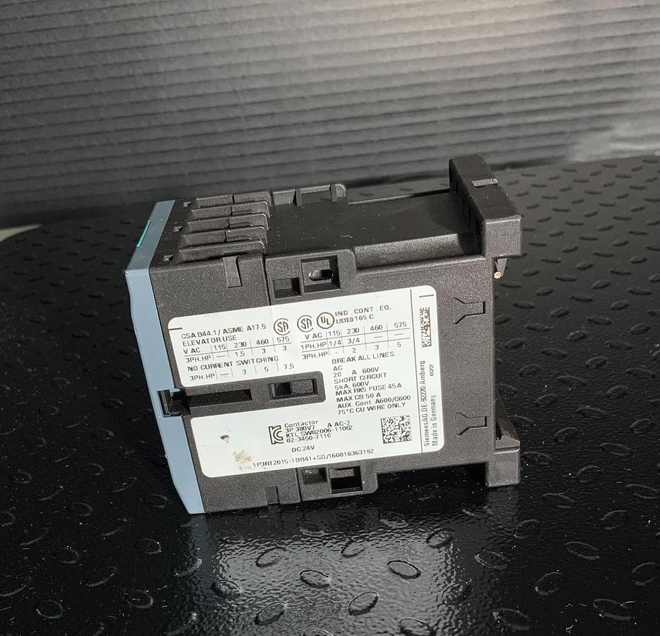 Used SIEMENS 3RT2015-1BB41 ($34.99 OBO)
