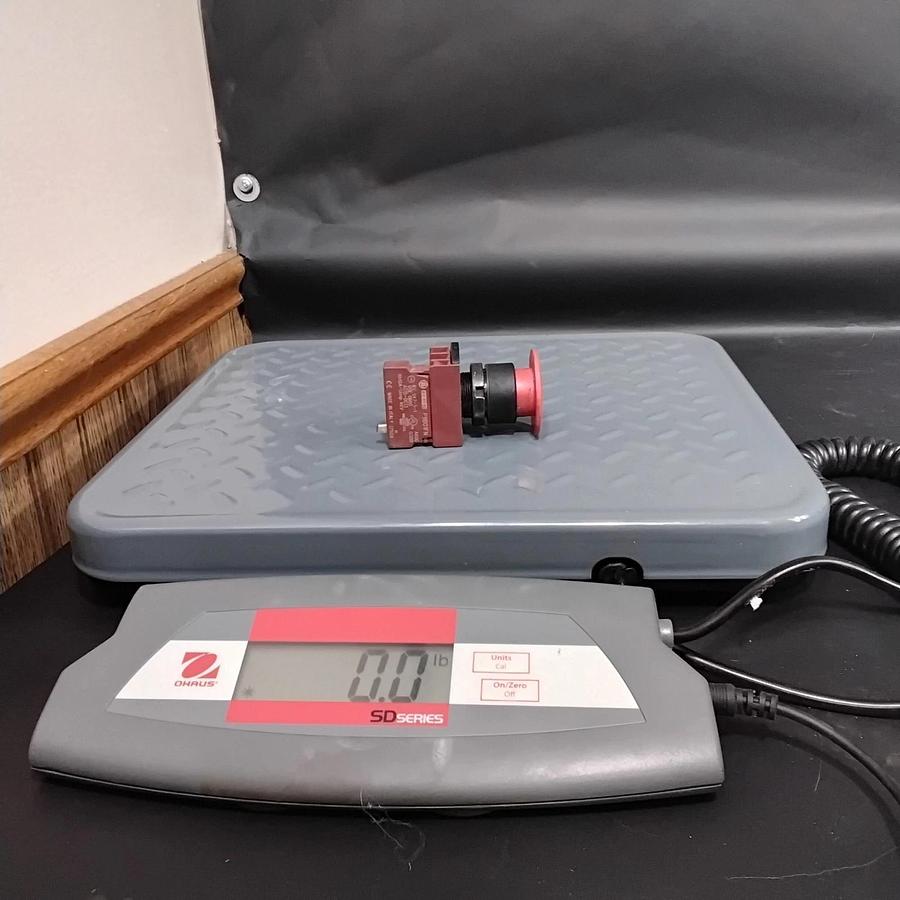 Used GENERAL ELECTRIC P9B01FN RED PUSHBUTTON ($20 OBO)