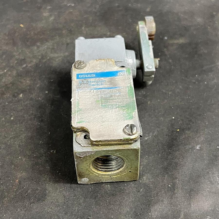 Used GOULD C4-JK05 LOX SWITCH ($20 OBO)