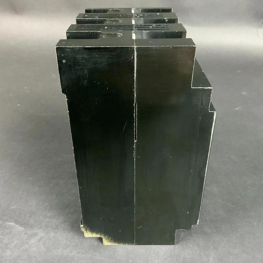 WESTINGHOUSE 1605782-A CIRCUIT BREAKER - NEW, OPEN BOX ($80 OBO)