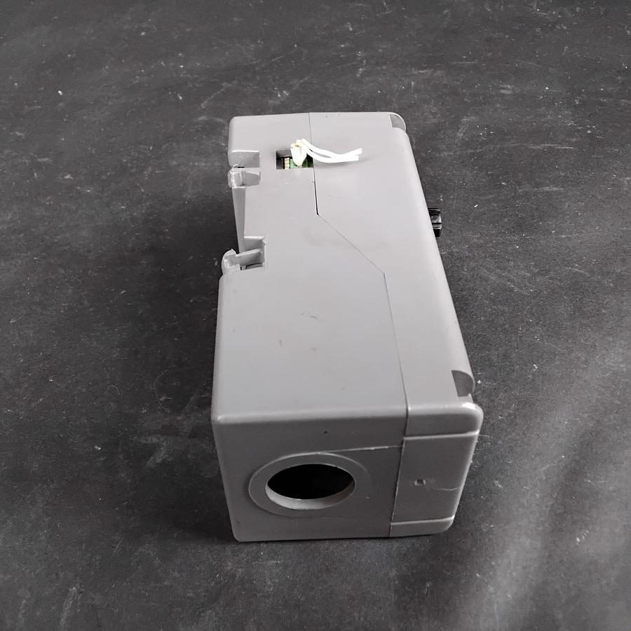 Used JOHNSON CONTROLS A319 TEMPERATURE CONTROLLER ($30 OBO)