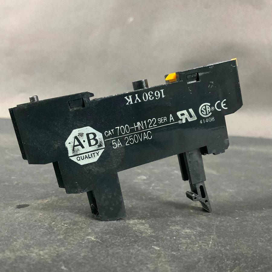 Used ALLEN BRADLEY 700-HN122 SERIES A RELAY SOCKET ($8 OBO)