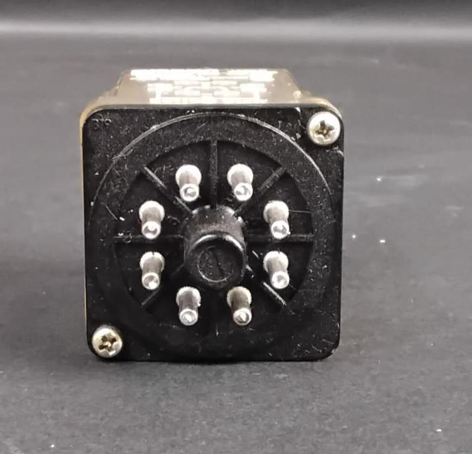 Used OMRON MK2EP-UA-AC120 RELAY ($102 OBO)