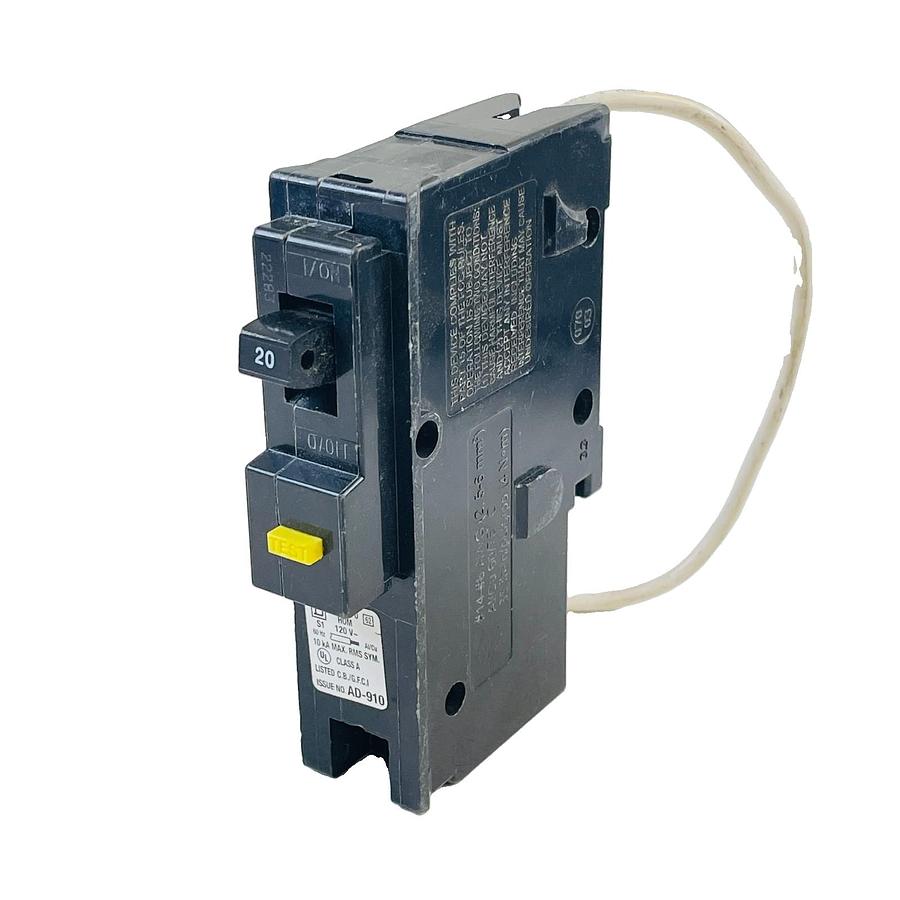 Used SQUARE D HOM120GFI 20A 1-POLE 120V 10KA PLUG-ON GFCI CIRCUIT BREAKER HOMELINE