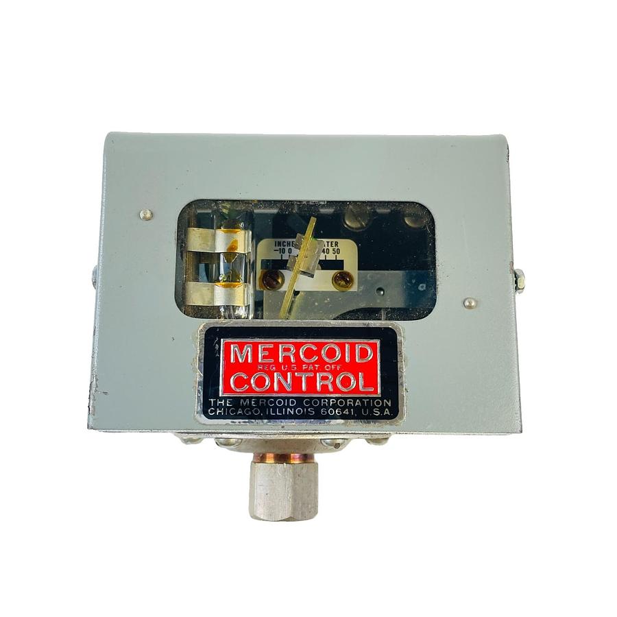 Used MERCOID AP-153 LOW PRESSURE CONTROL SWITCH DIAPHRAGM -10 TO 50 INCHES WATER