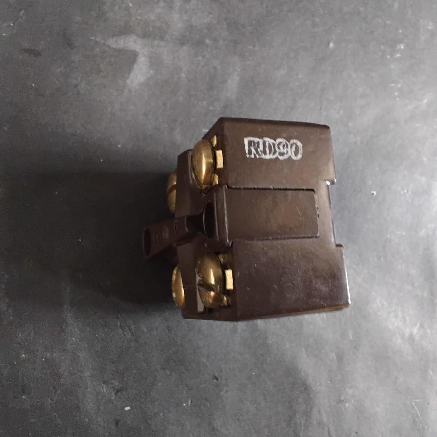 Used ALLEN-BRADLEY 800TXM CONTACT BLOCK ($8 OBO)