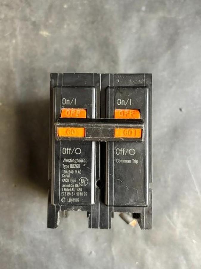 Used HUBBELL BRYANT BR260 CIRCUIT BREAKER