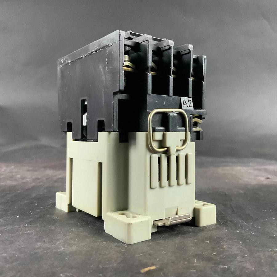 Used SPRECHER & SCHUH CA3-9 ($30 OBO)