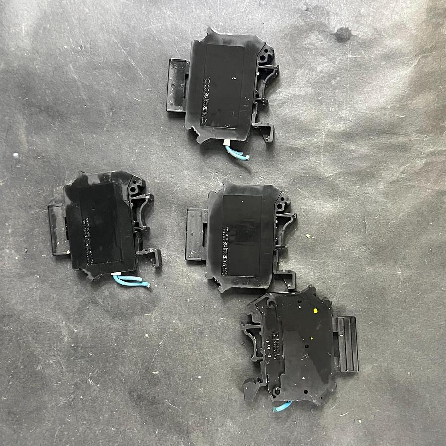 Used PHOENIX CONTACT TYPE UK-SI TERMINAL BLOCK - SET OF 4 ($15 OBO)