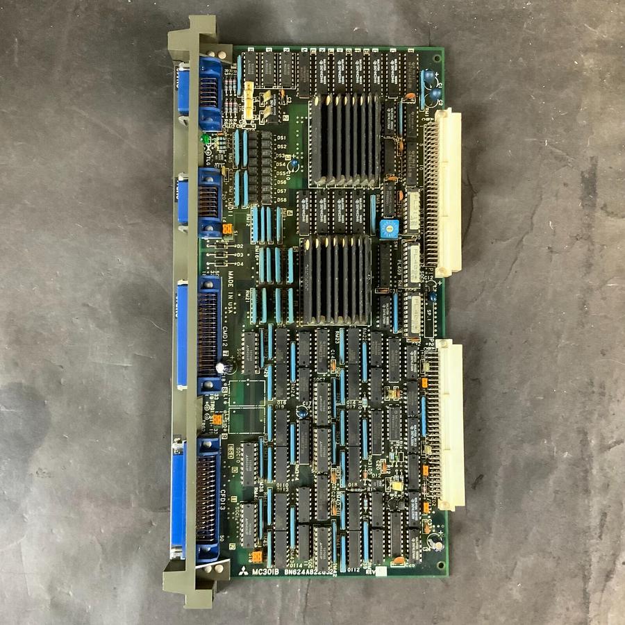 Used MITSUBISHI MC301B BN624A822G52 REV.C PC BOARD ($30 OBO)