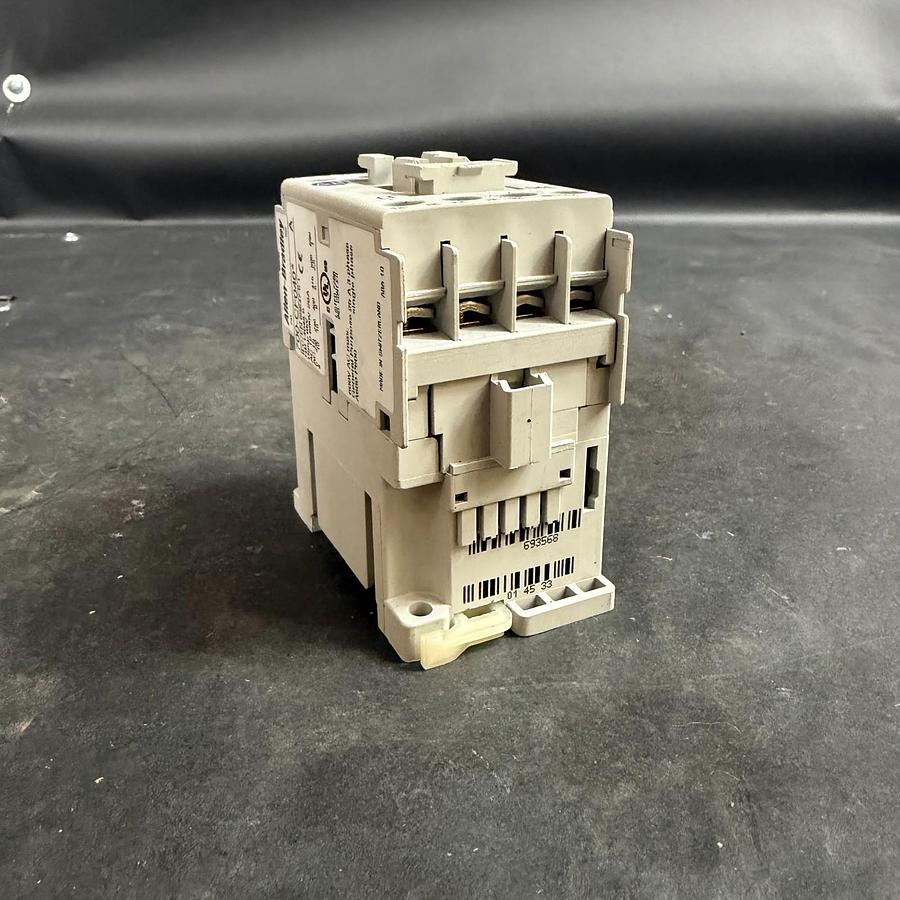 Used ALLEN BRADLEY 700-CF040* SER A CONTACTOR ($40 OBO)