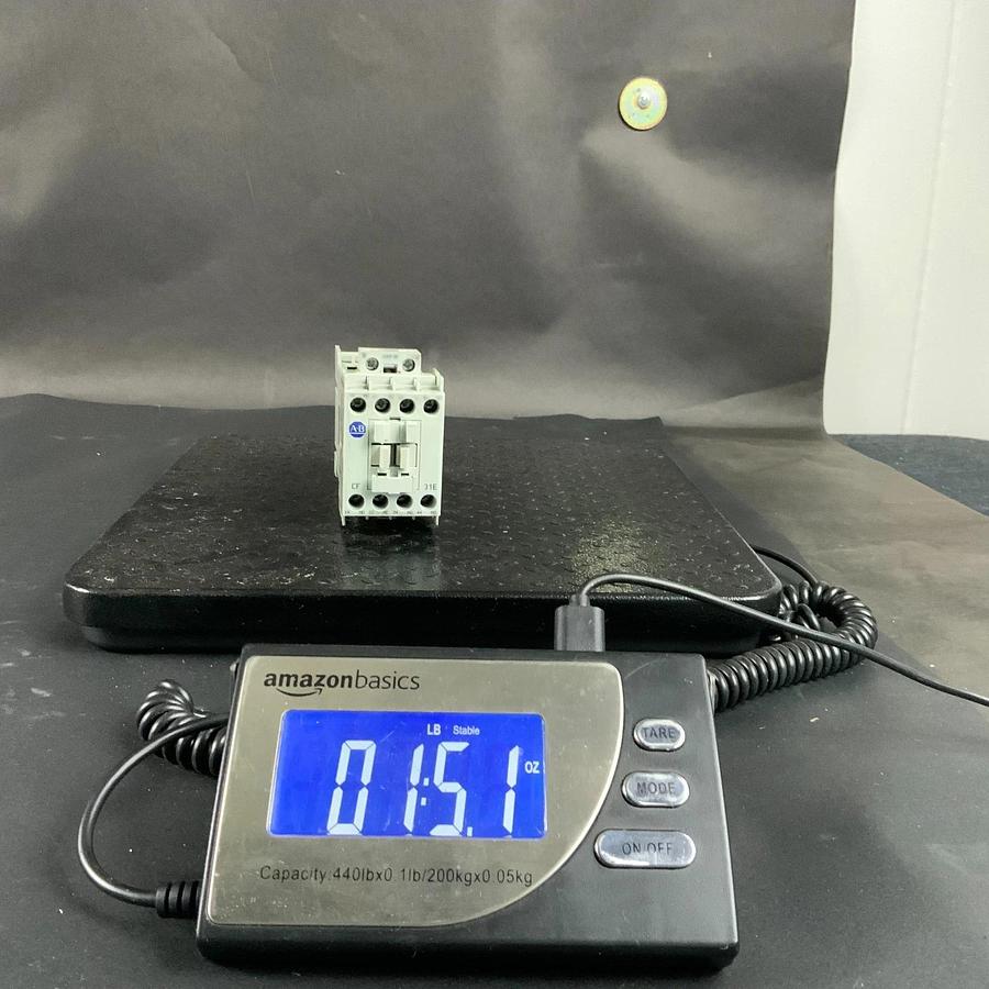 Used ALLEN BRADLEY 700-CF310Z SERIES A CONTACTOR ($20 OBO)