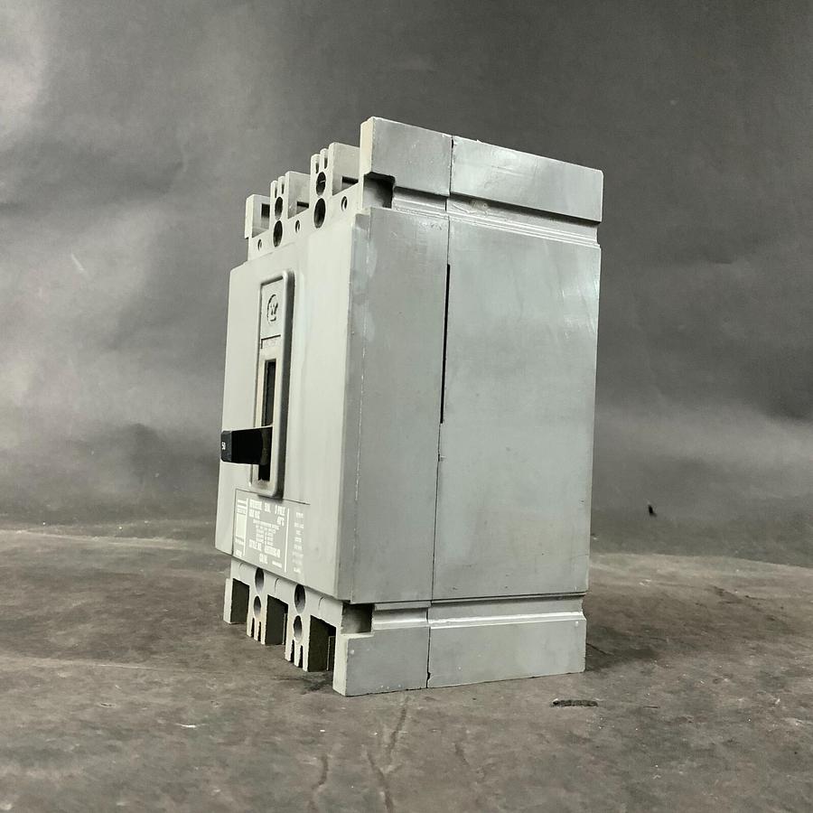 Used WESTINGHOUSE HFB3050L CIRCUIT BREAKER ($40 OBO)