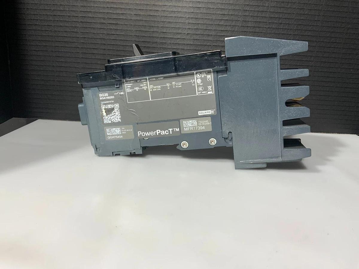 Used SQUARE D BGA160203 (179.99 OBO)