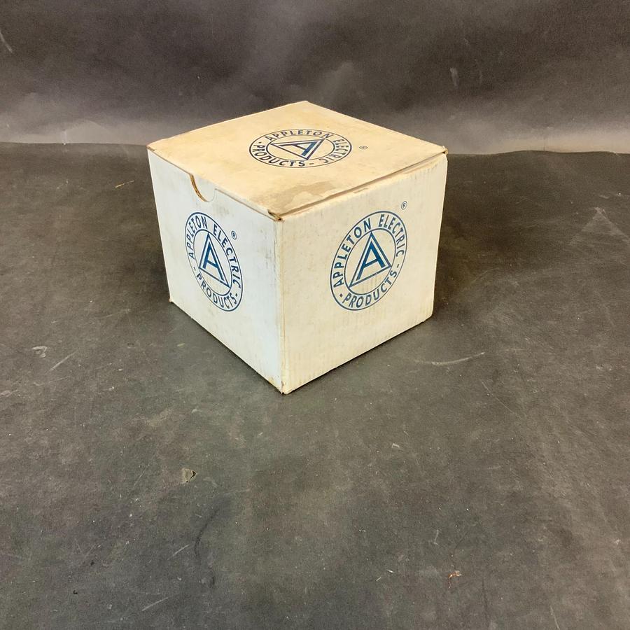 Used APPLETON BLSG100 1” SEALING LOCKNUT - BOX OF 50 ($20 OBO)