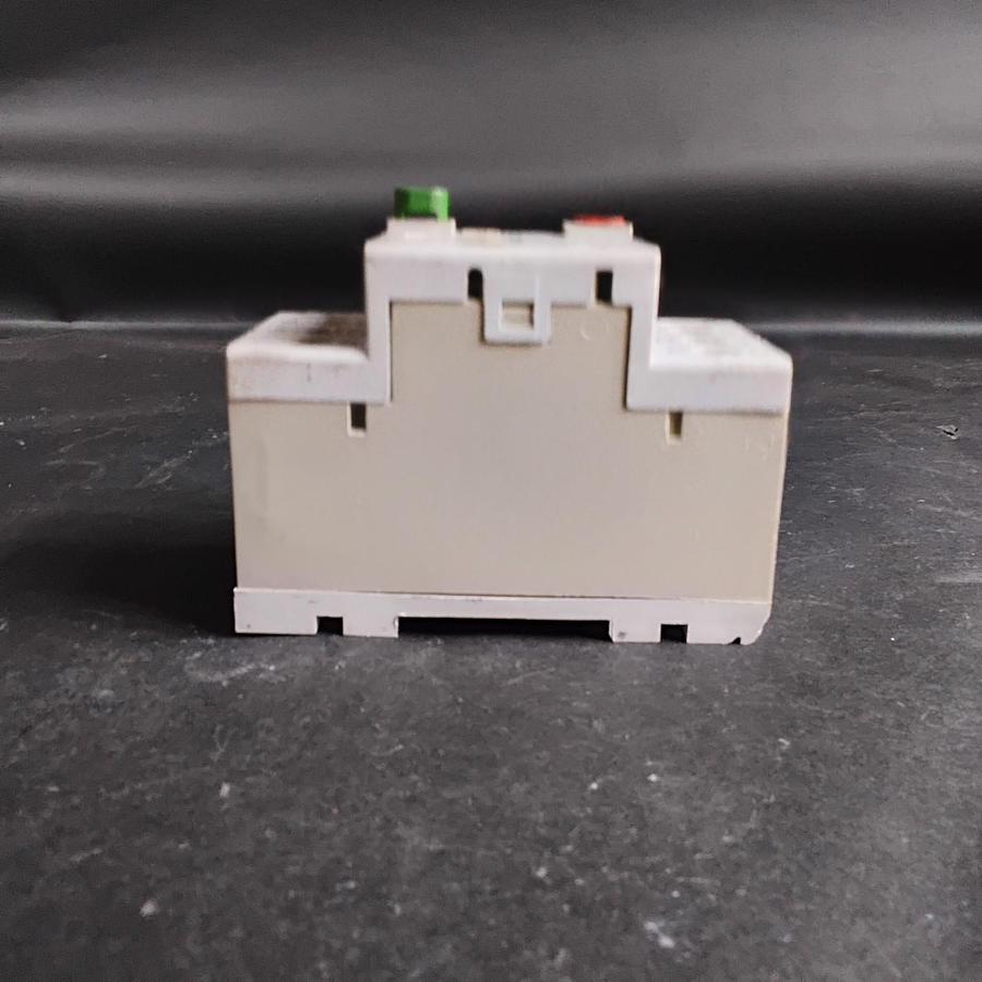 Used ALLEN BRADLEY 140-MN-2500 MANUAL STARTER ($25 OBO)