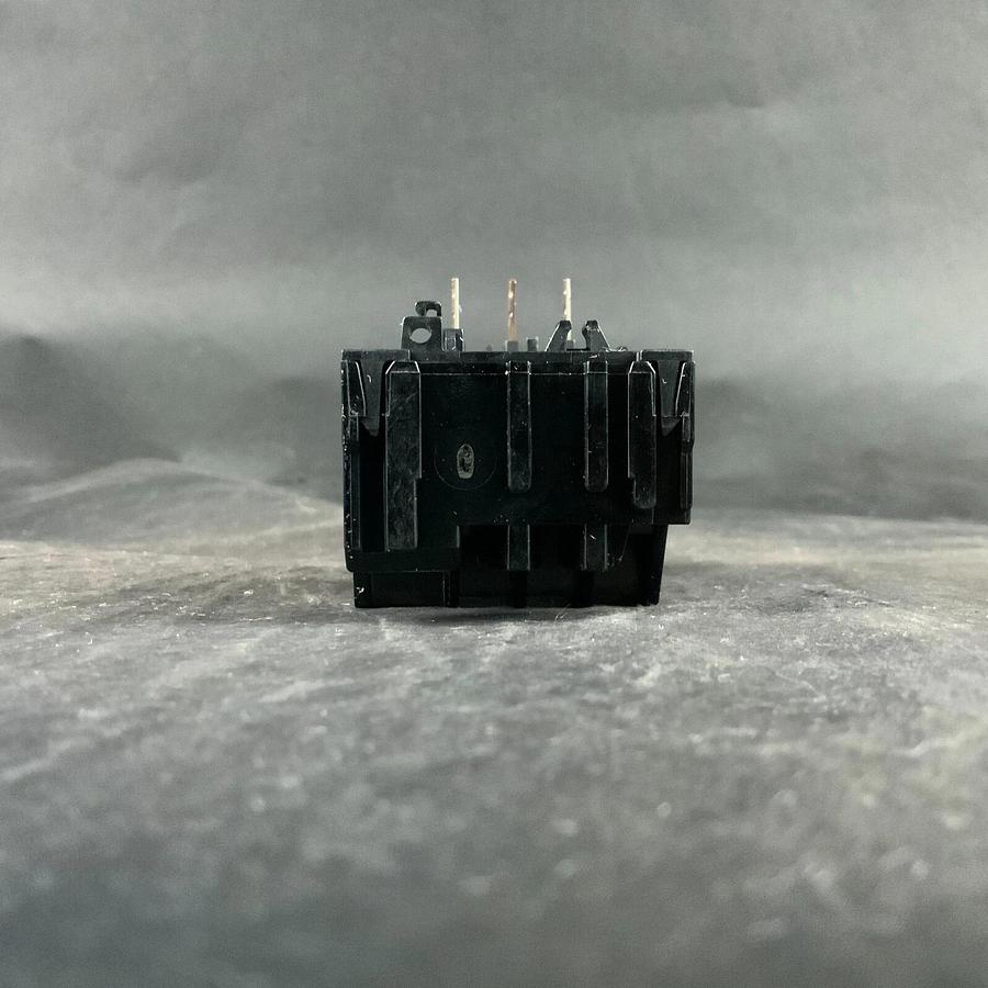 Used MITSUBISHI TH-N12 2.8-4.4A OVERLOAD RELAY ($20 OBO)