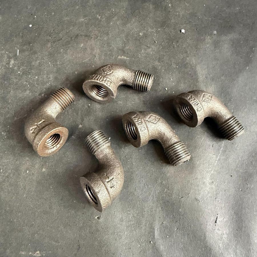 Used MSC 1/4” 90 ST ELBOW FITTING - SET OF 5