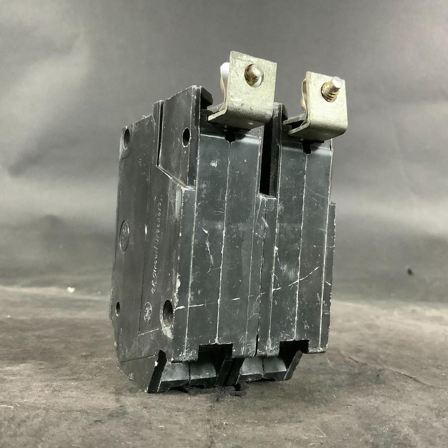 Used GENERAL ELECTRIC RT-660 CIRCUIT BREAKER ($15 OBO)
