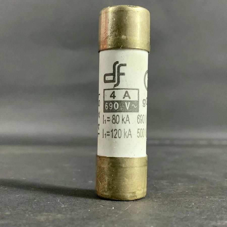 DF ELECTRIC 421004 FUSE 4AMP ($8 OBO)