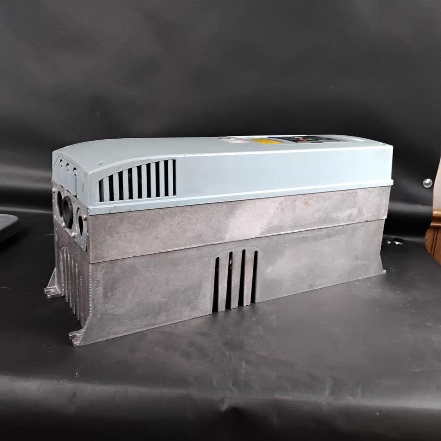Used VACON PA006152H1SSS INVERTER ($1,200 OBO)
