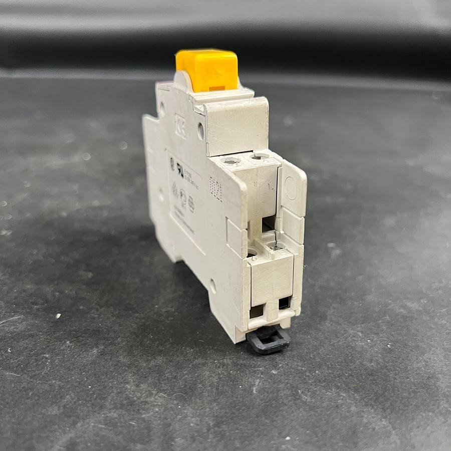 Used ABB E225-11E CIRCUIT BREAKER ($28 OBO)