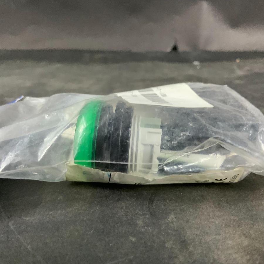 Used EATON M22-L-G-230G-P GREEN INDICATING LIGHT ($25 OBO)