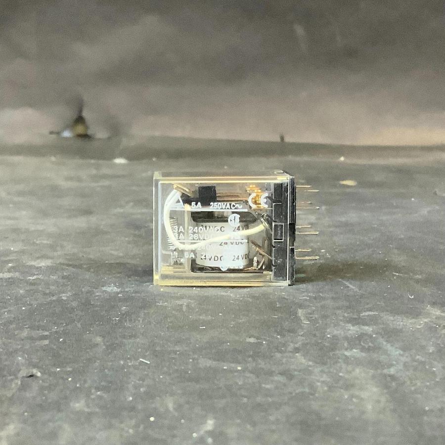 Used OMRON-MY2Z RELAY ($7 OBO)