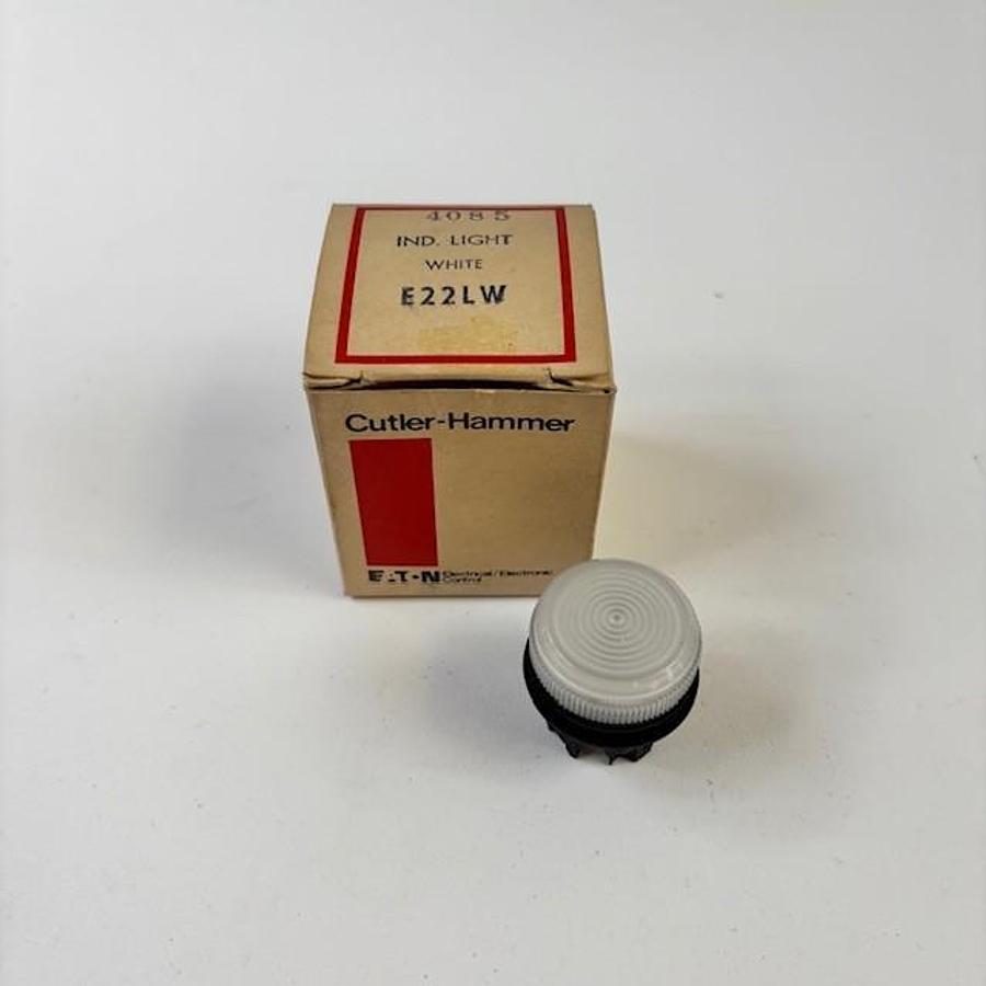 Used CUTLER-HAMMER E22LW WHITE INDICATOR LIGHT