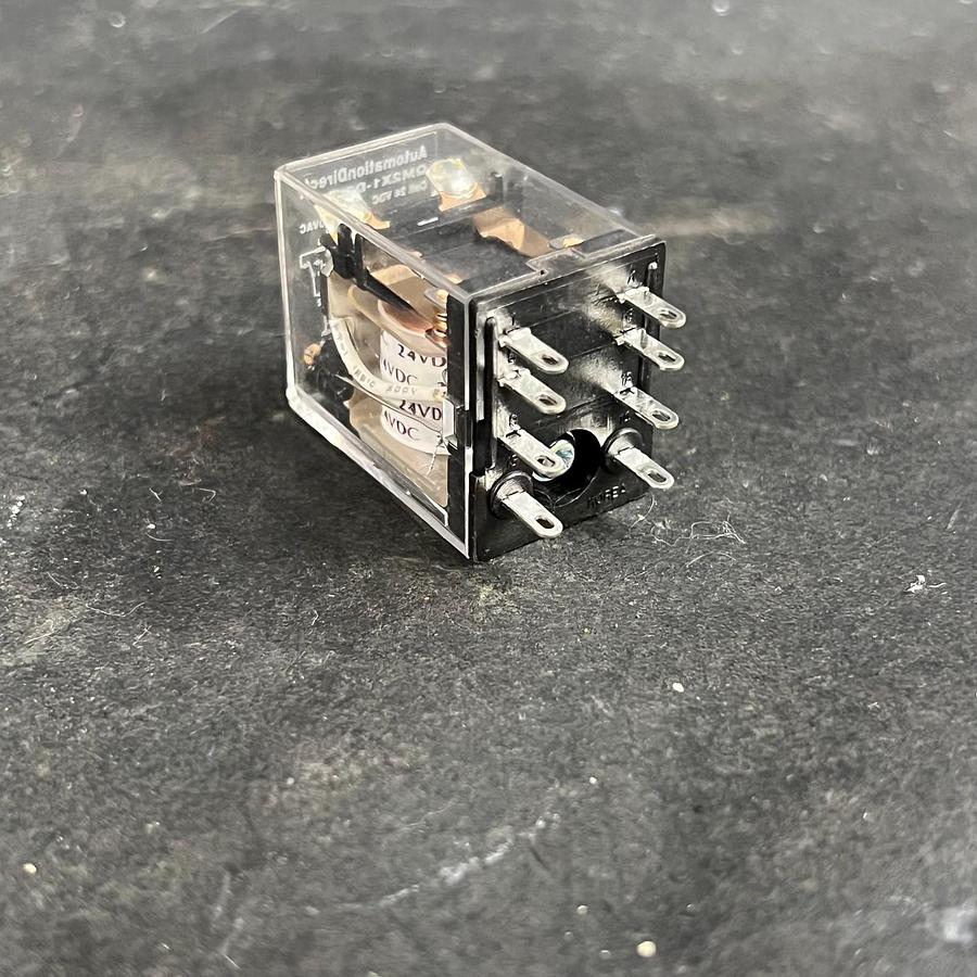 Used AUTOMATION DIRECT QM2X1-D24 CONTROL RELAY ($18 OBO)