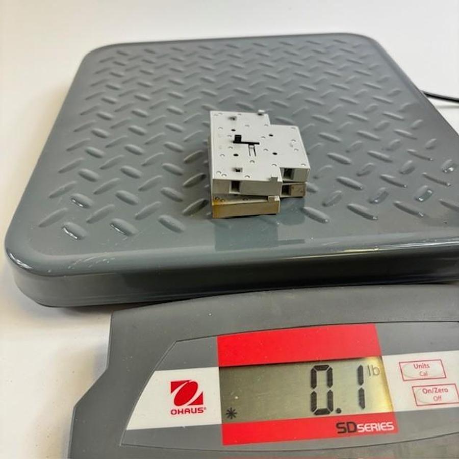 Used ALLEN BRADLEY 100-S SER. B AUXILIARY CONTACT SET OF 2