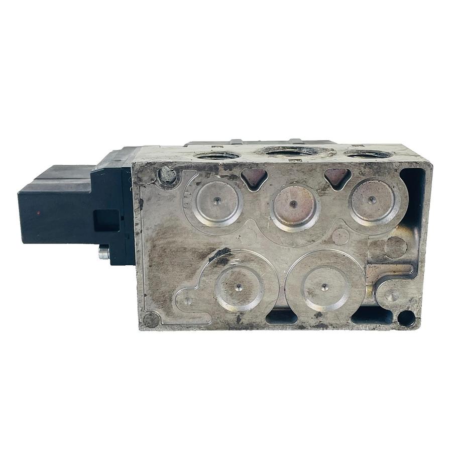 Used SMC VFS4310-3E-04N SOLENOID VALVE PNEUMATIC INDUSTRIAL CONTROL REFURBISHED