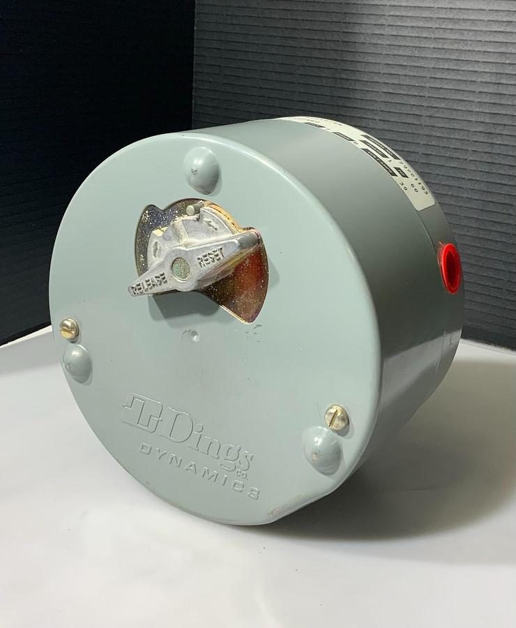 Used DINGS DYNAMMICS 2-62010-24 230/460V DUTY BRAKE ($899.99 OBO)