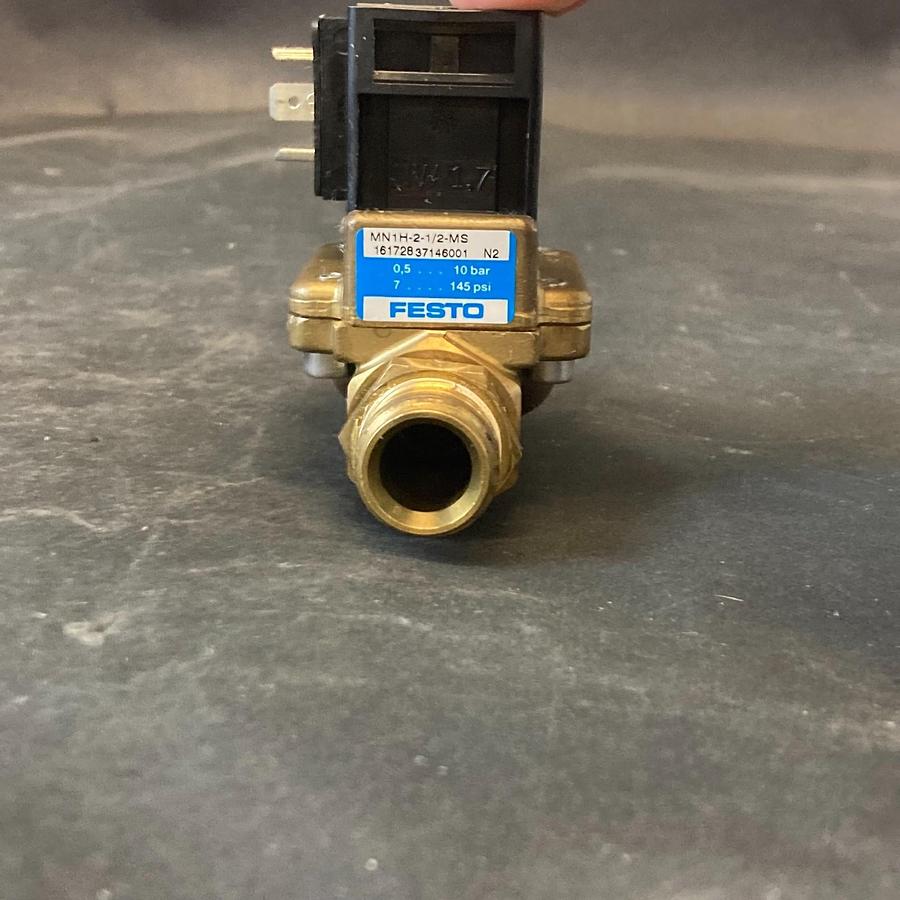 Used FESTO MN1H-2-1/2-MS SOLENOID VALVE 161728 ($55 OBO)