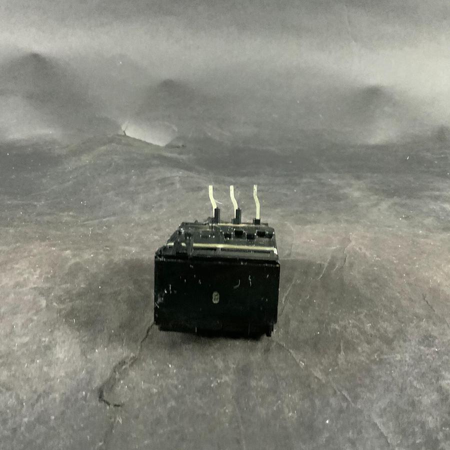 Used MITSUBISHI TH-K12FSTP OVERLOAD RELAY ($35 OBO)
