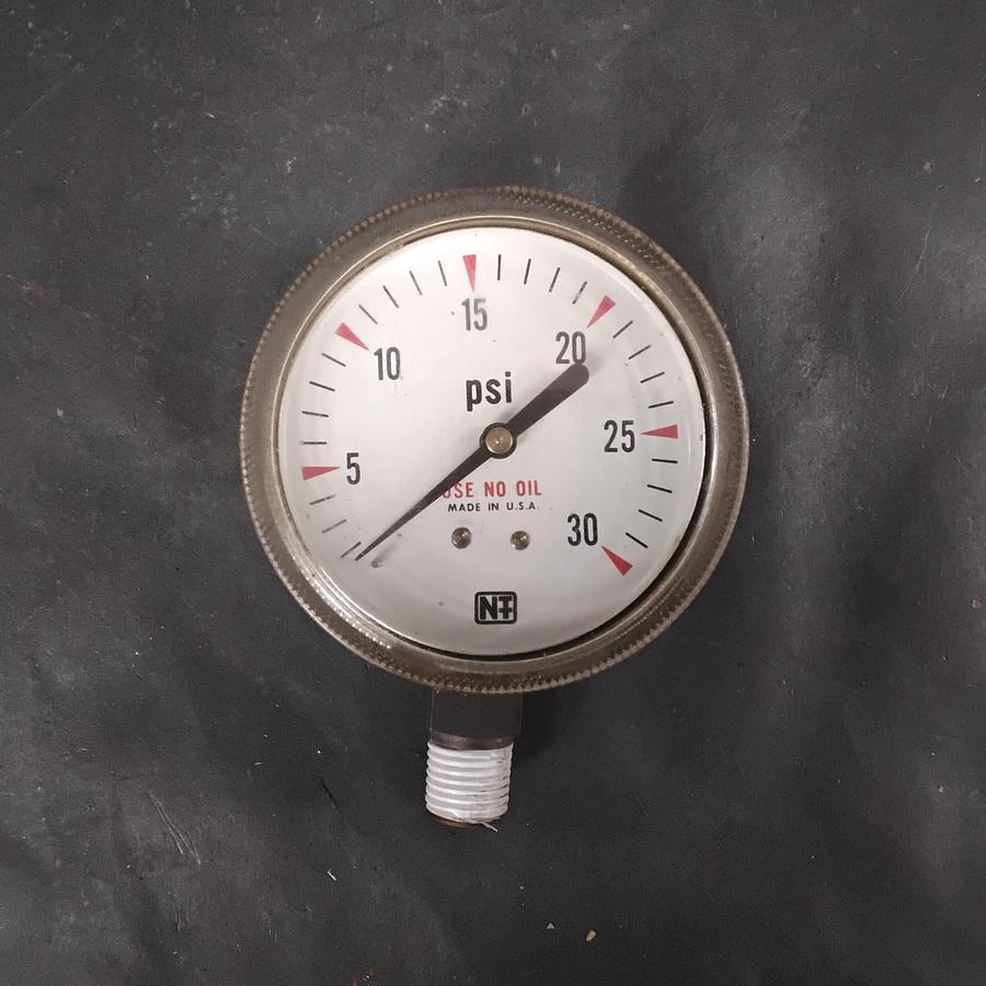 Used DOCKSON CORP 0-30 PSI PRESSURE GAUGE ($17 OBO)