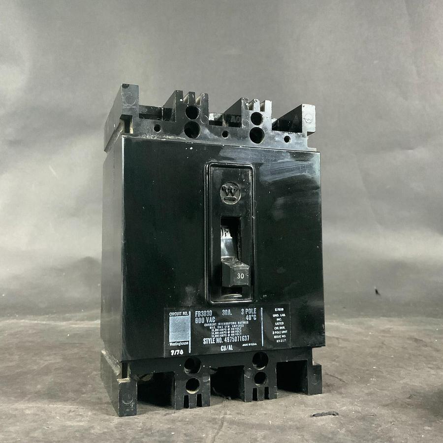 Used WESTINGHOUSE FB3030 CIRCUIT BREAKER ($40 OBO)
