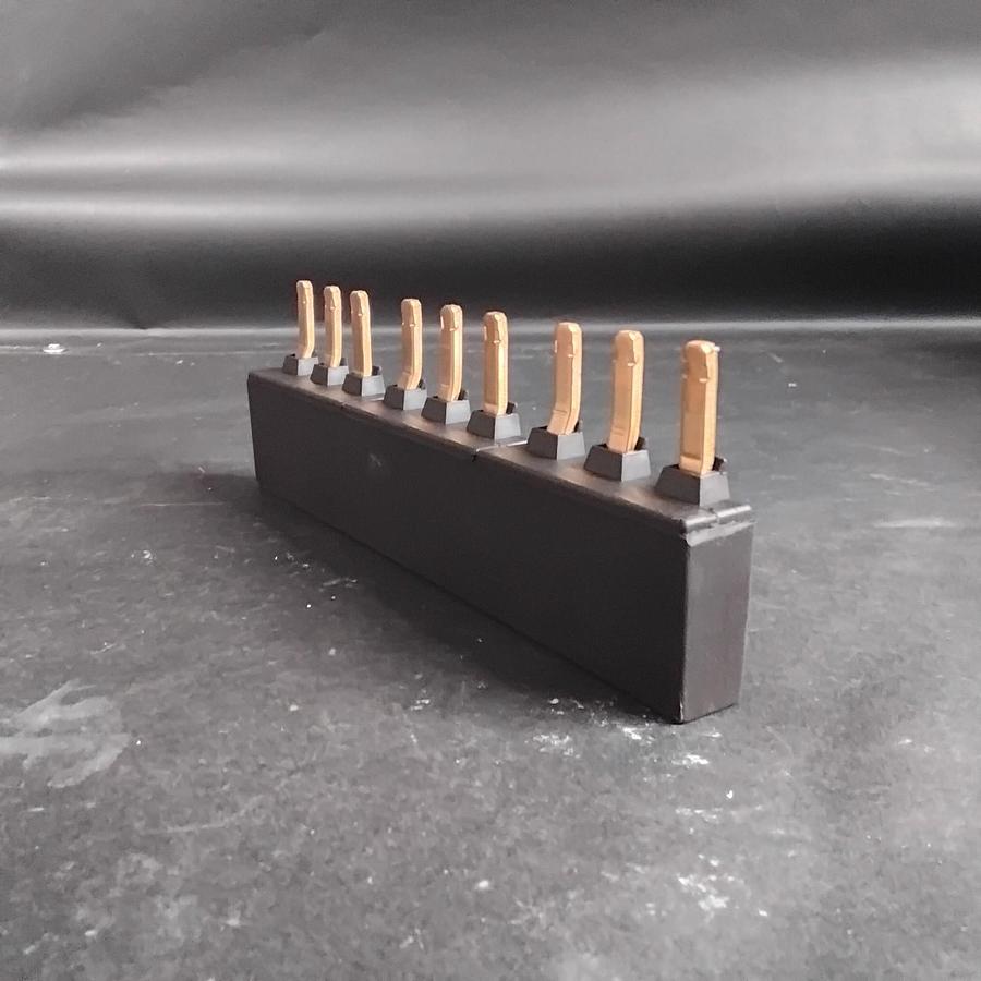 Used SIEMENS 3RV1935-1B BUSBAR ($35 OBO)