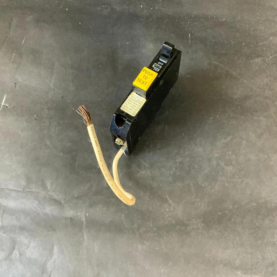 Used SQUARE D QO120GFI CIRCLE BREAKER ($25 OBO)