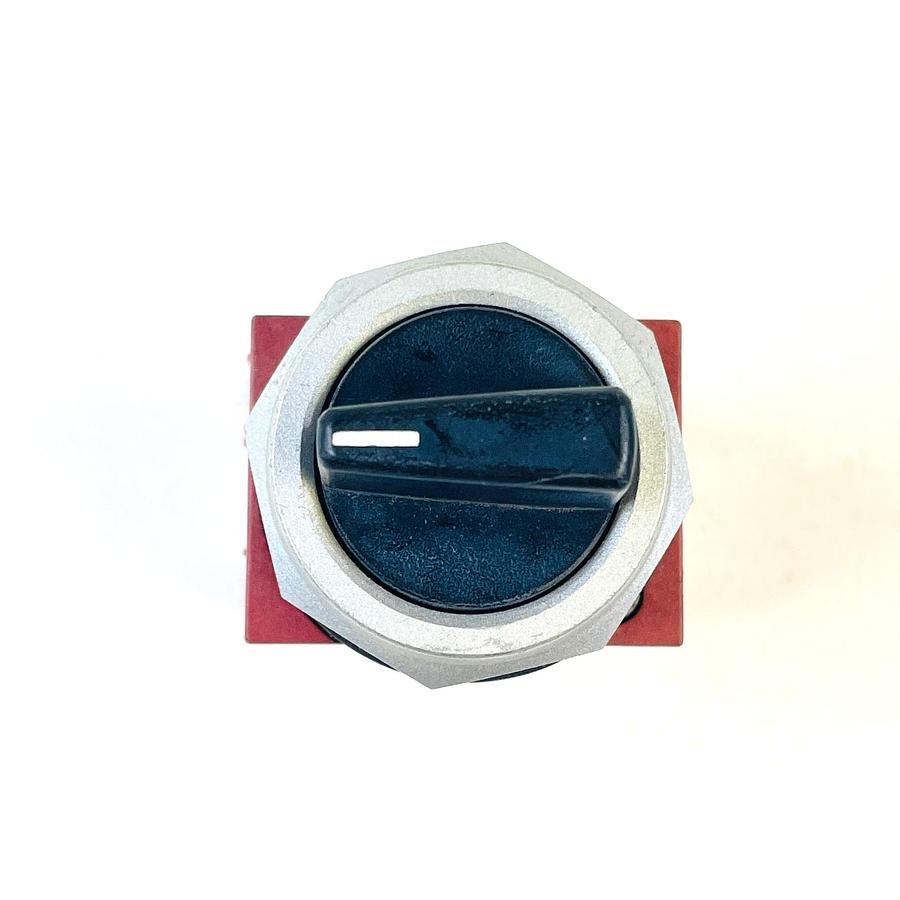 Used SIEMENS P30S3RKB 3-POS SELECTOR SWITCH 22MM 3SB1400-0A 2NC 2NO 10A 660V
