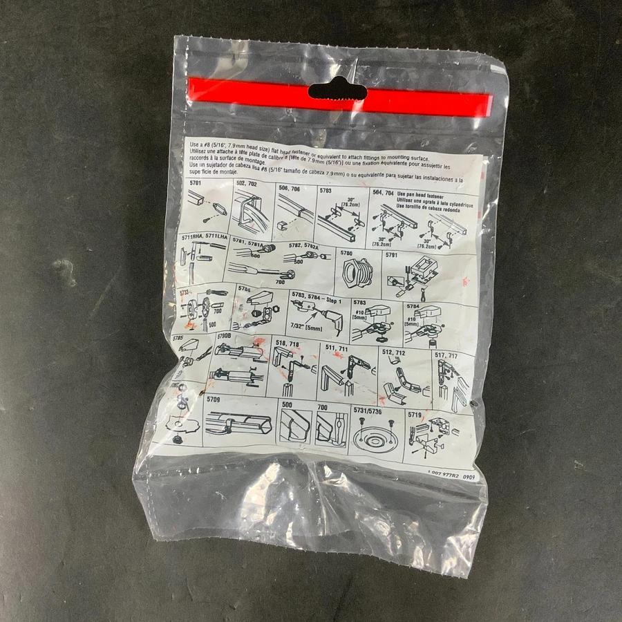 Used WIREMOLD 5785WH COMBINATION CONNECTOR ($8 OBO)