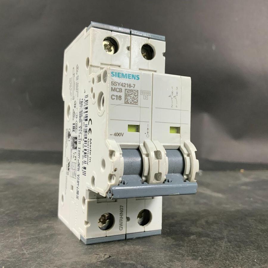 Used SIEMENS 5SY4216 C16 CIRCUIT BREAKER ($20 OBO)