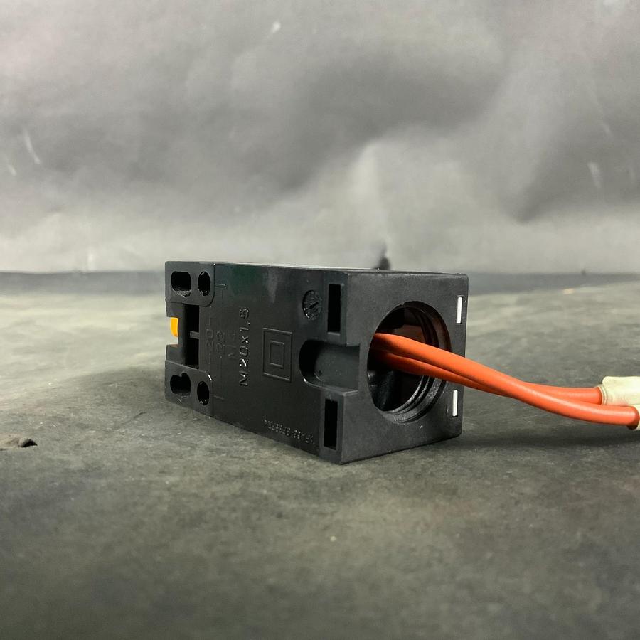 Used SIEMENS 3SE2 200-1C LIMIT SWITCH ($30 OBO)